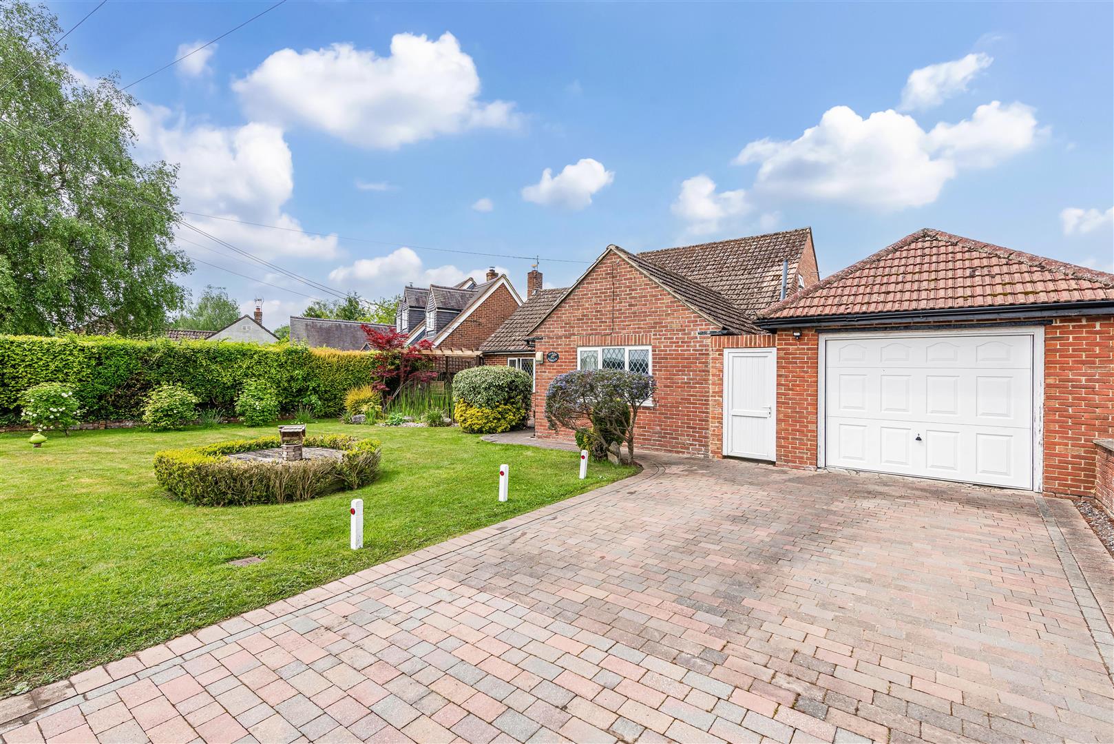 house - detached for sale ingoldfield lane