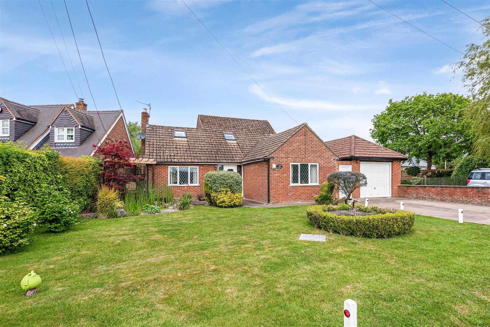 house - detached for sale ingoldfield lane