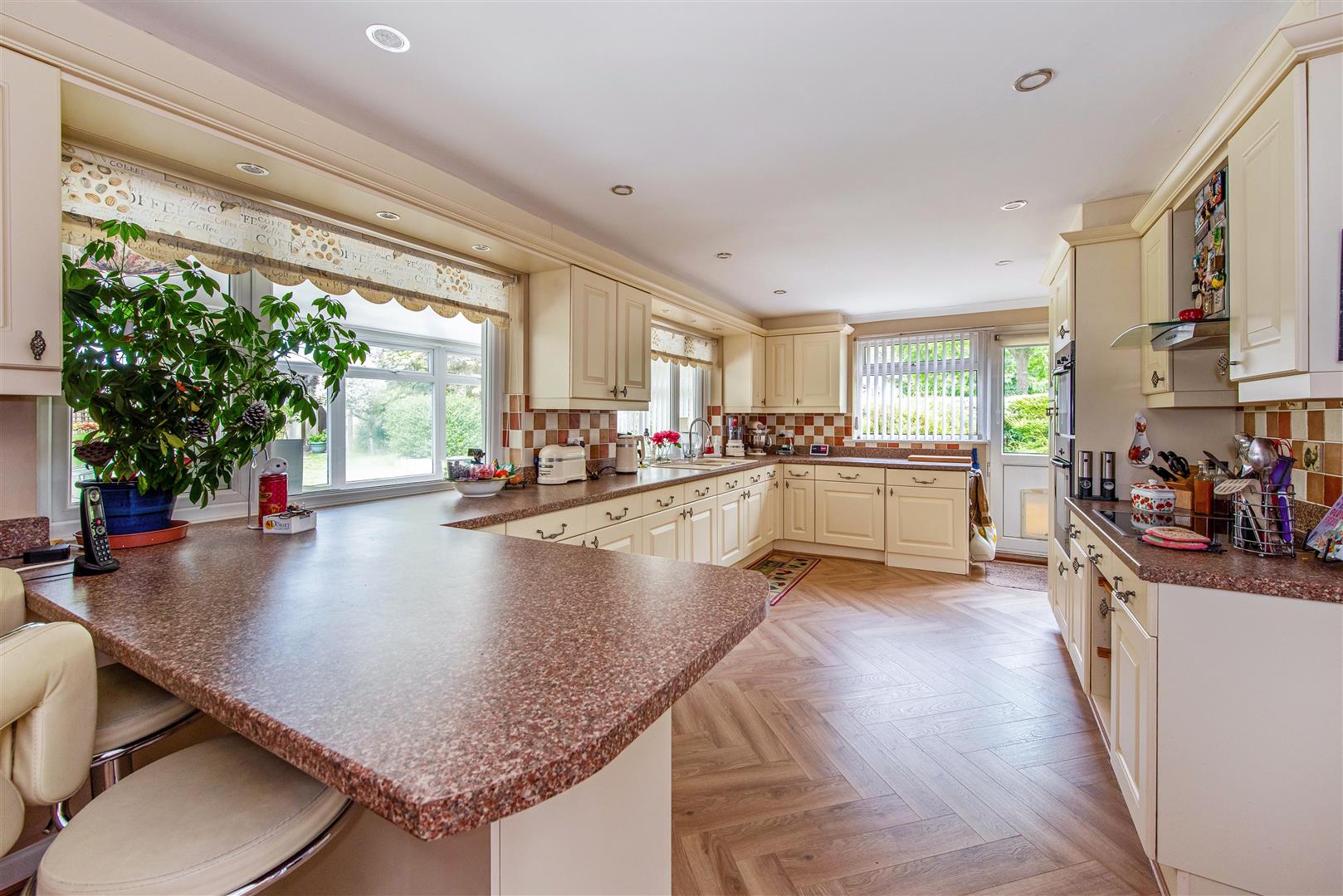 house - detached for sale ingoldfield lane