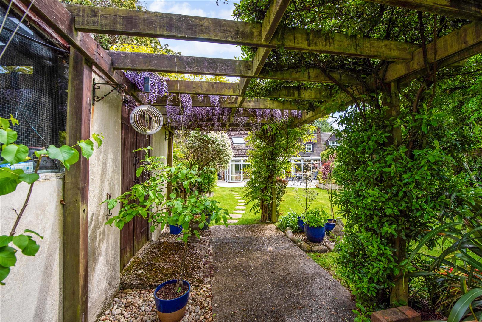 house - detached for sale ingoldfield lane