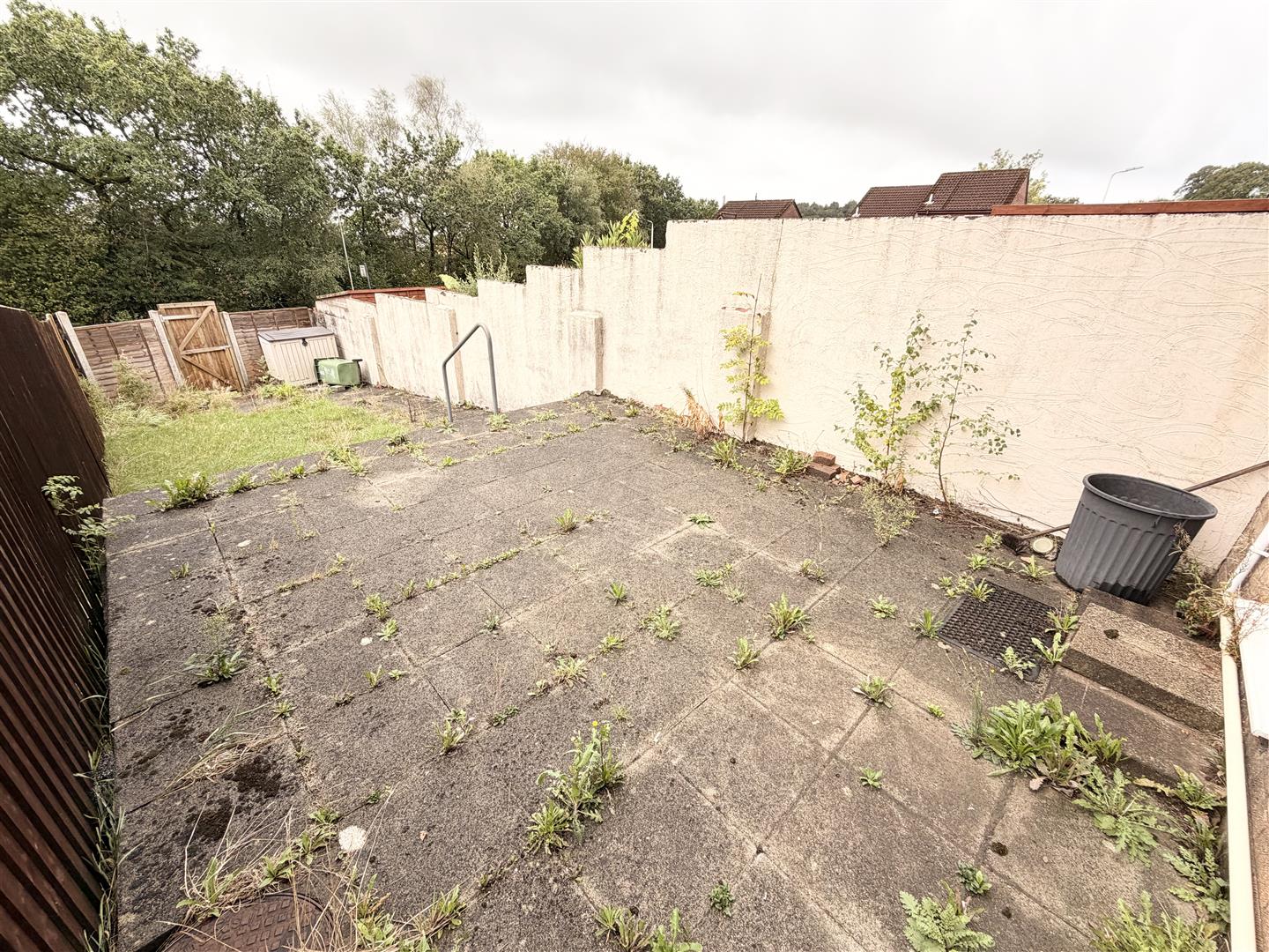 house for rent llys garth
