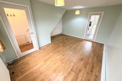 house for rent llys garth