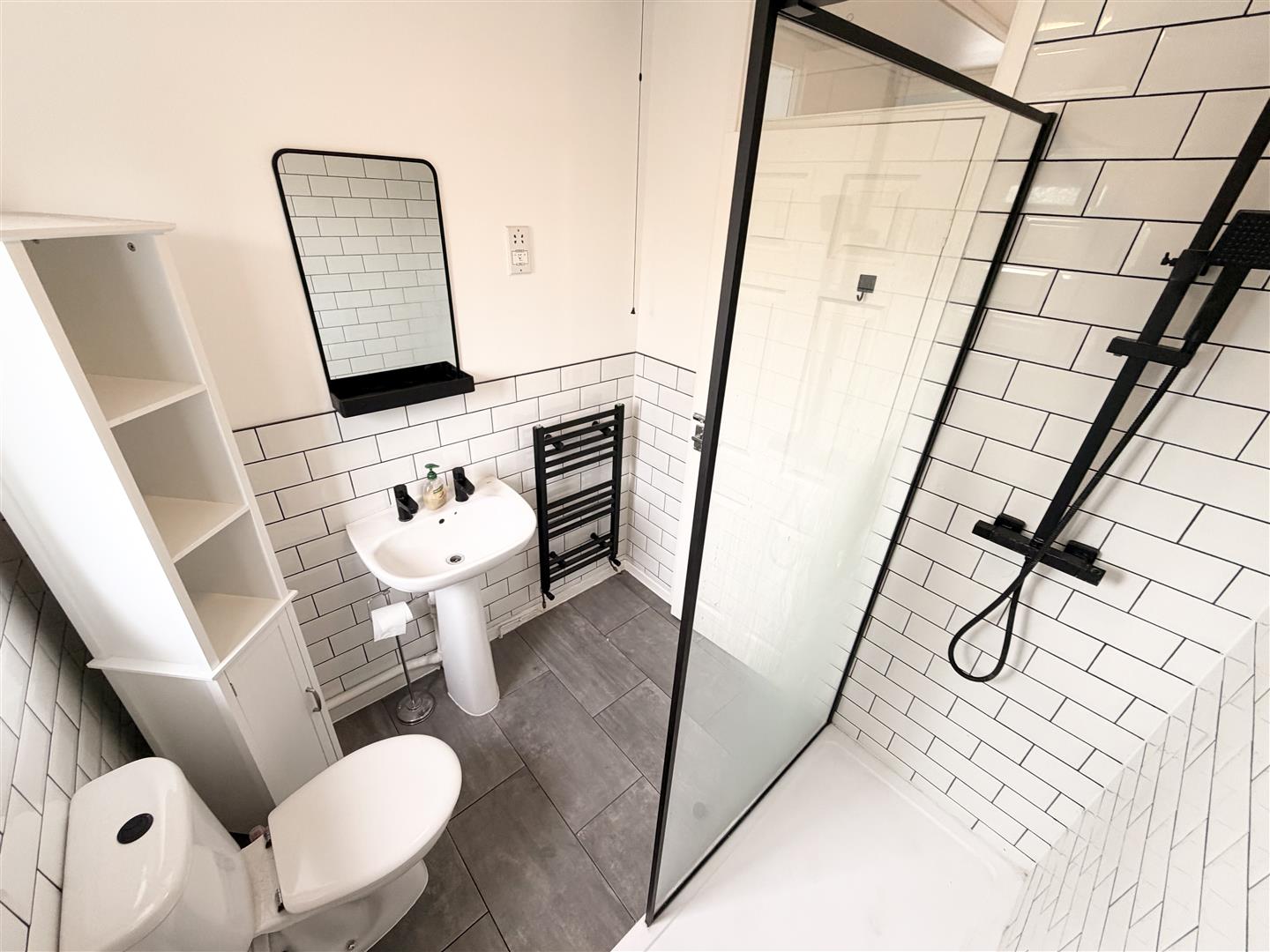 house for rent llys garth