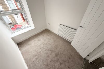 house - terraced for rent eileen place