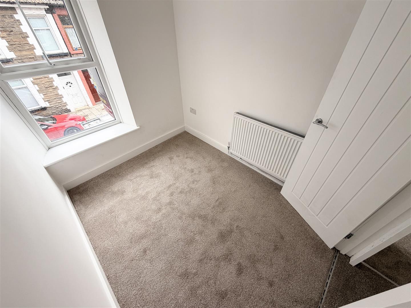 house - terraced for rent eileen place