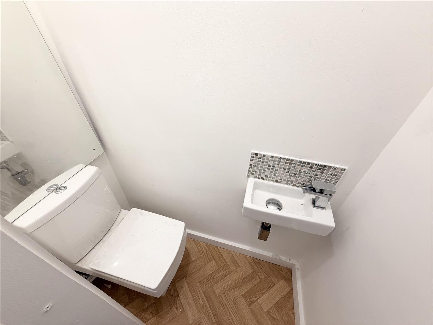 house - terraced for rent eileen place