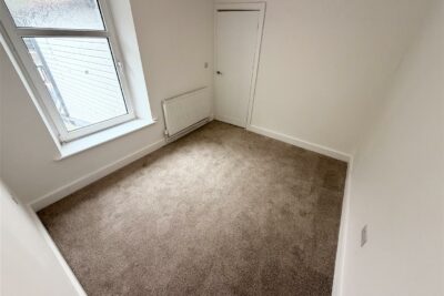 house - terraced for rent eileen place
