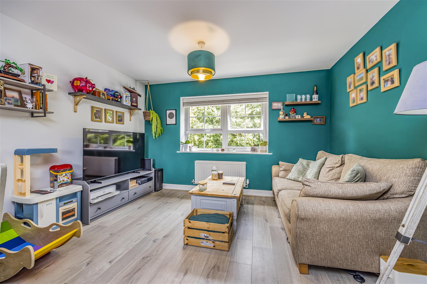 maisonette for sale blandings way