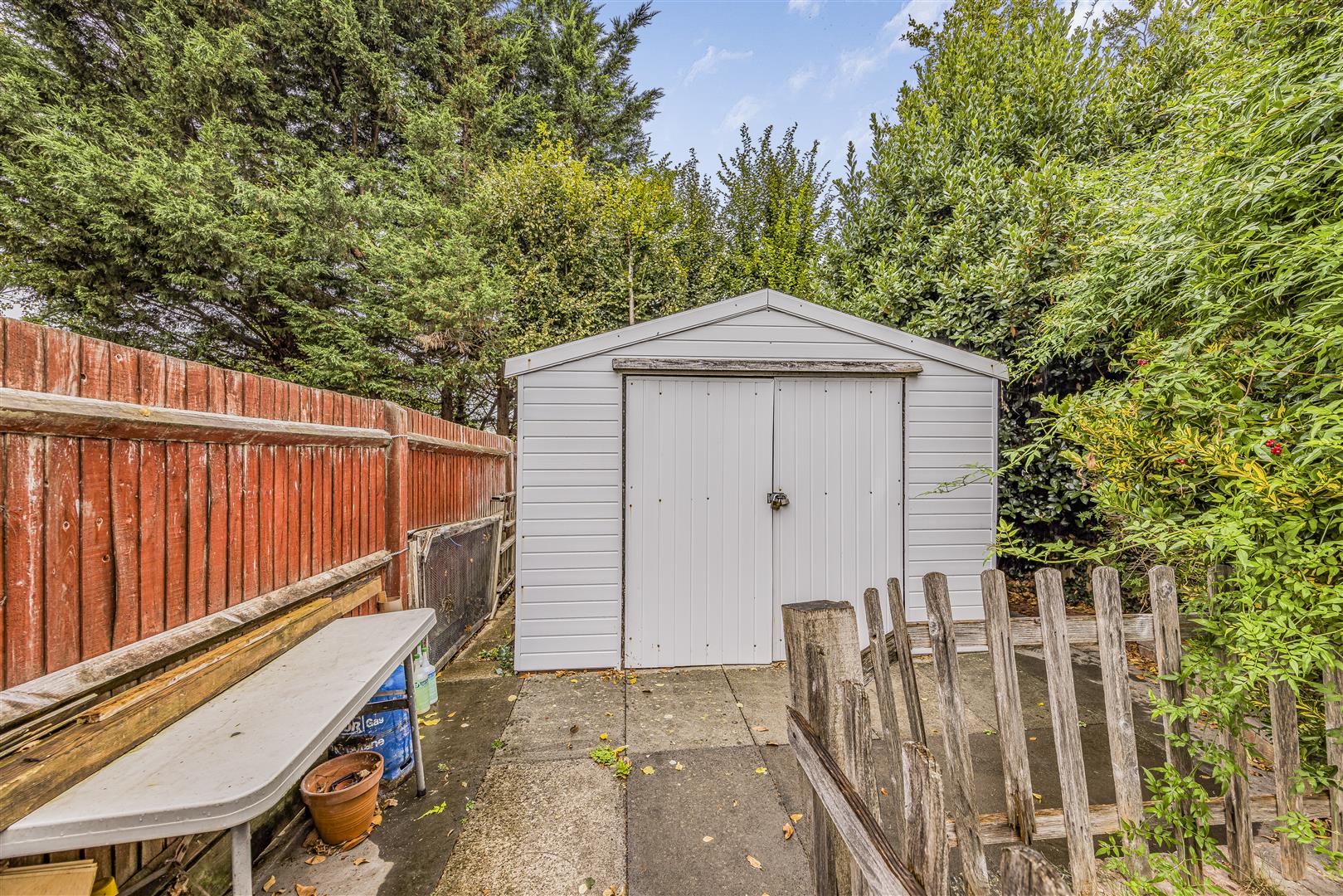 house - end terrace for sale forsythia close