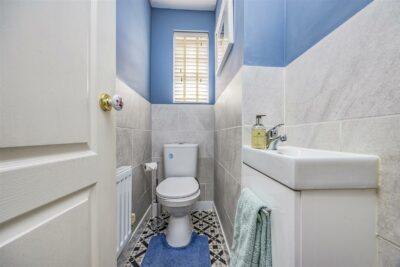 house - end terrace for sale forsythia close