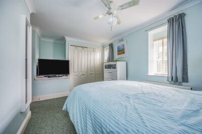 house - end terrace for sale forsythia close
