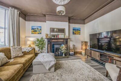 house - terraced for sale apsley road