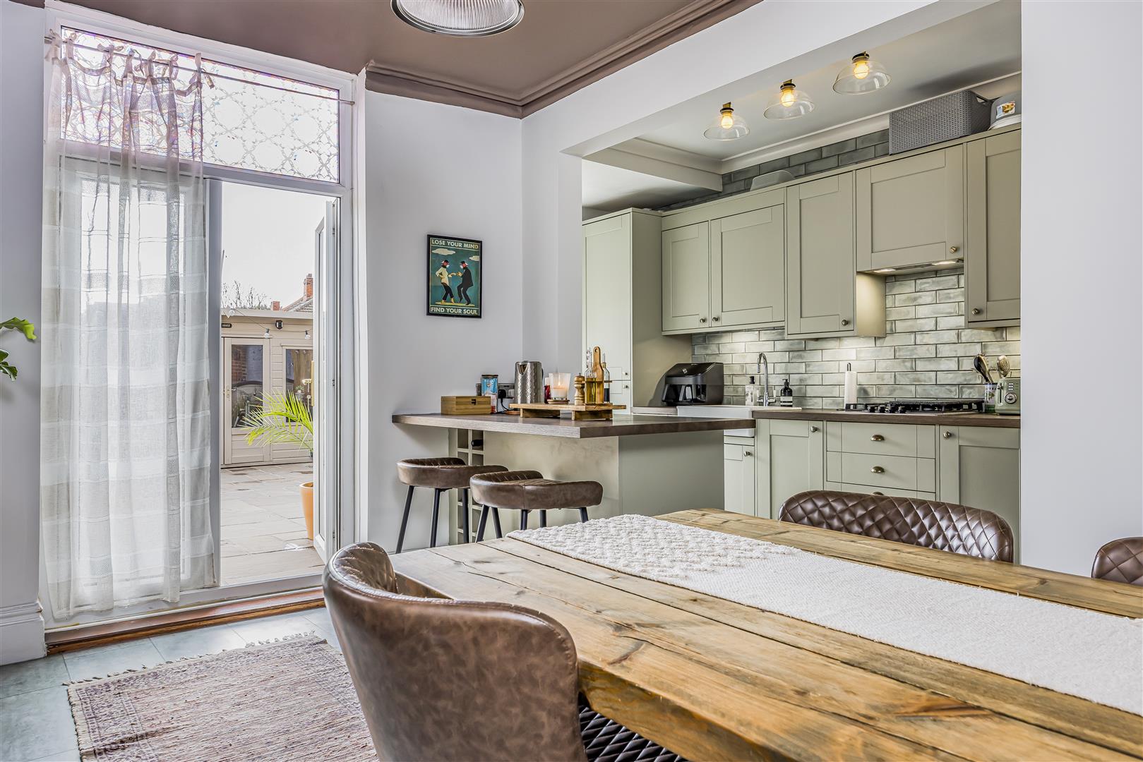 house - terraced for sale apsley road
