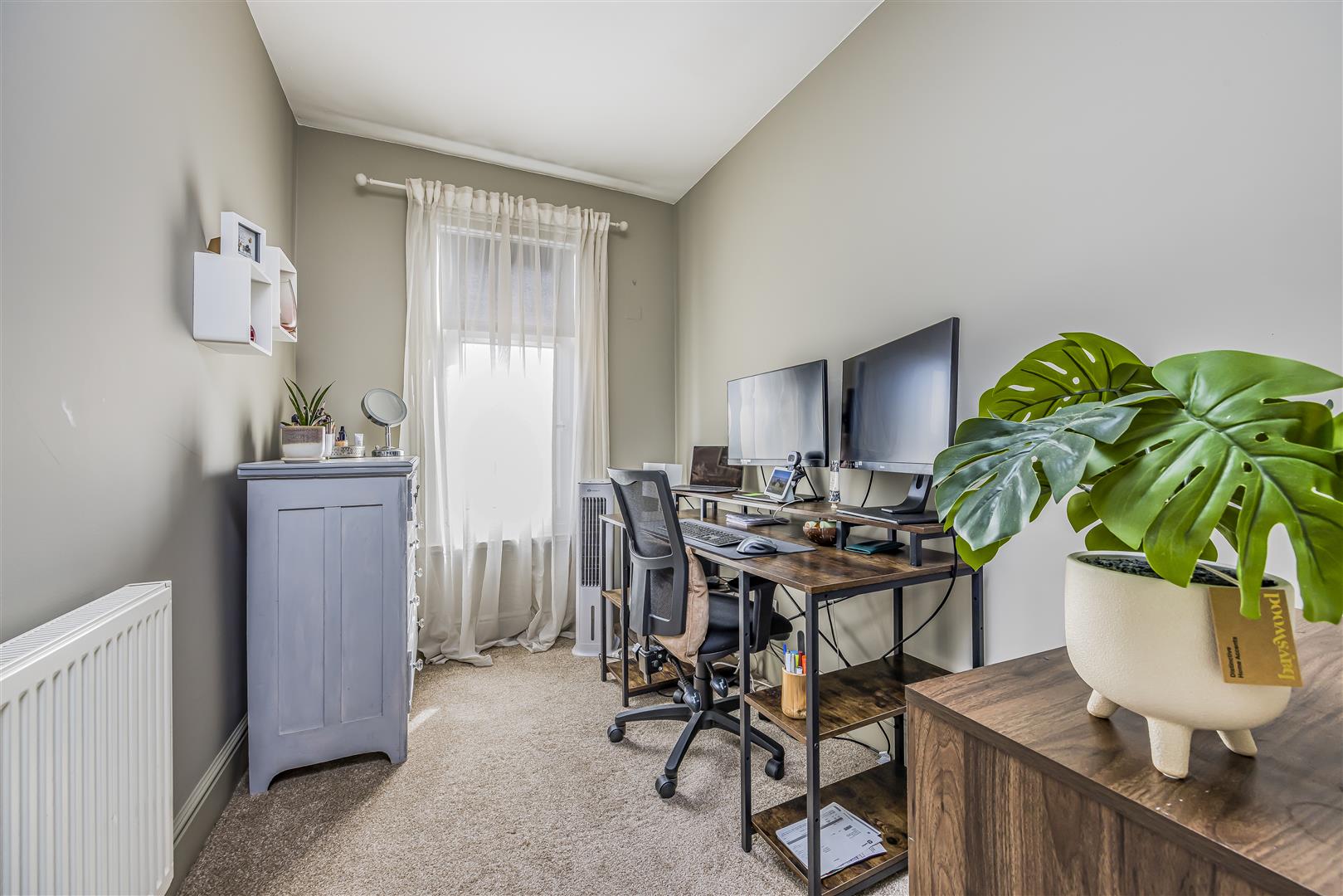 house - terraced for sale apsley road