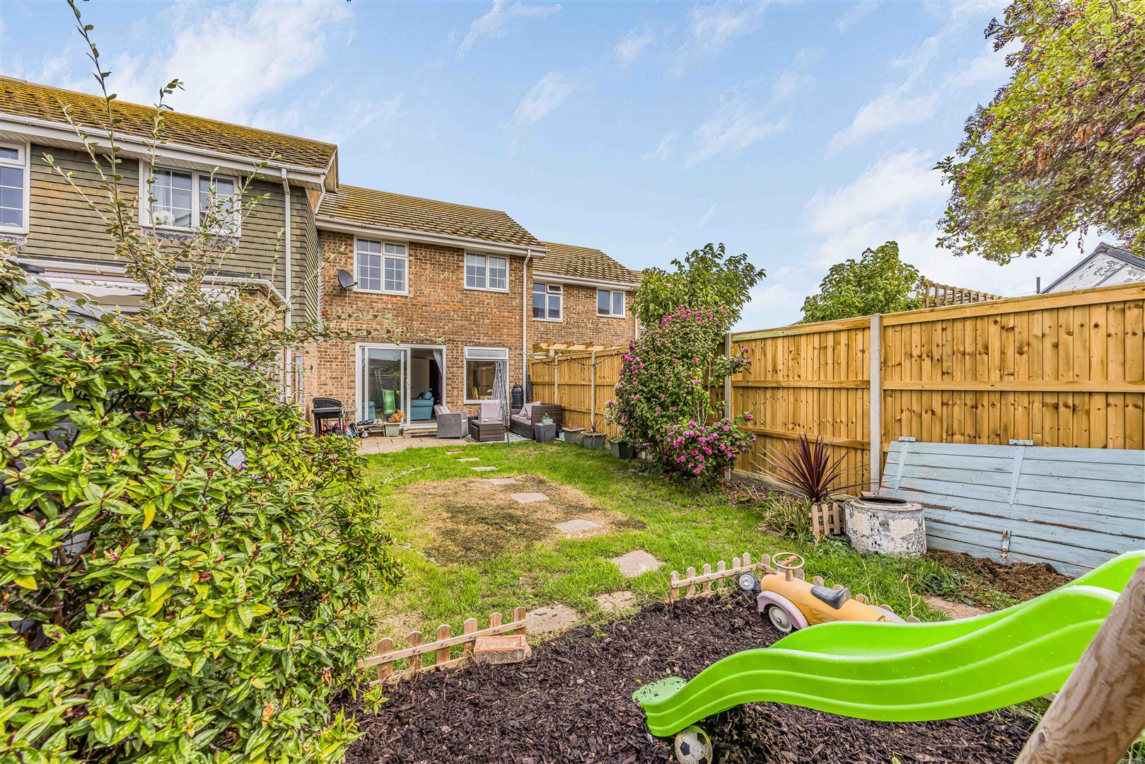 house - terraced for sale horsefield road