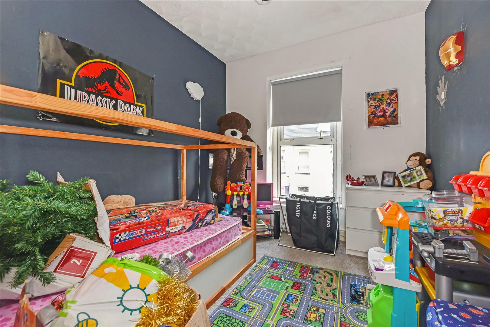 house - terraced for rent marine street