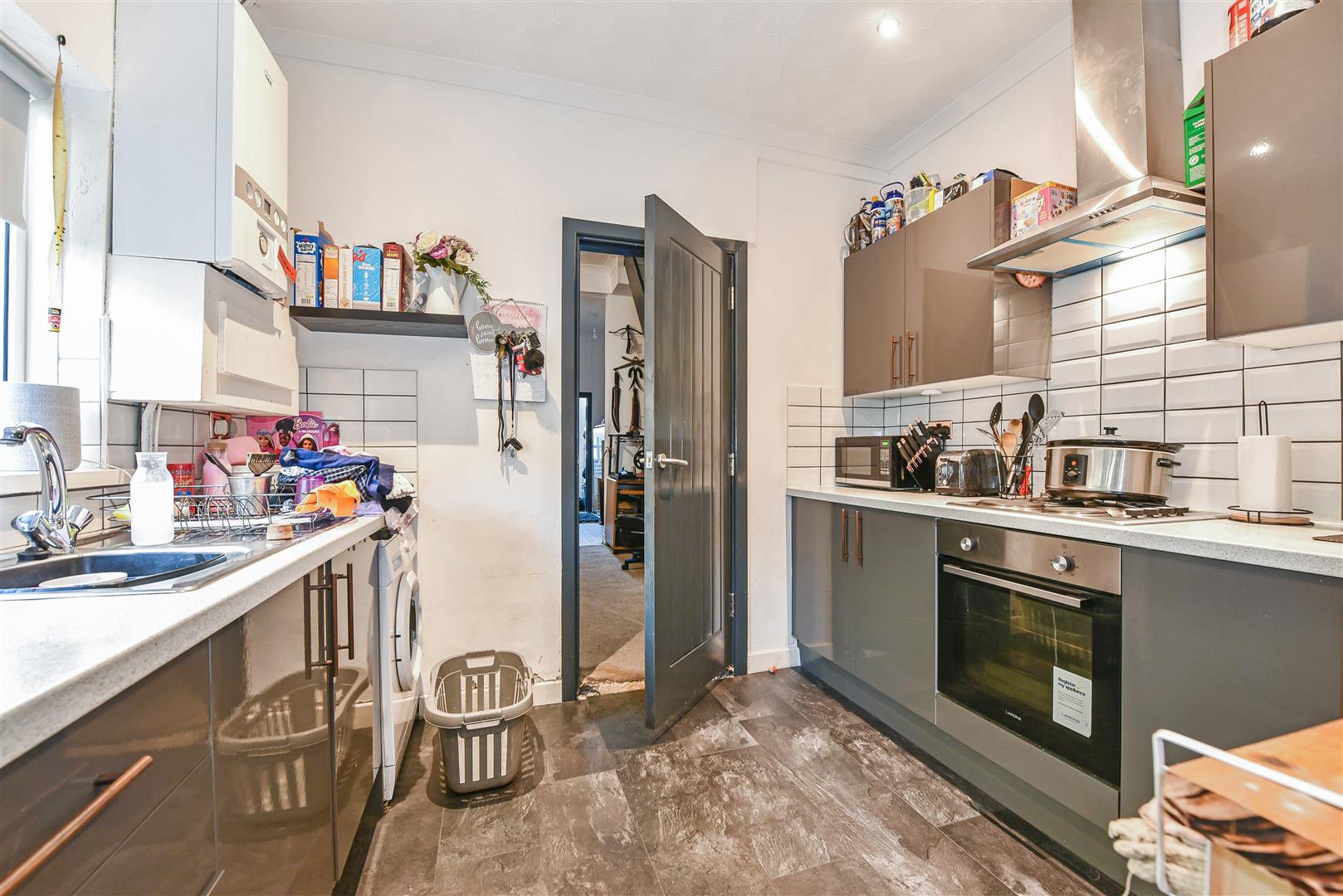 house - terraced for rent marine street