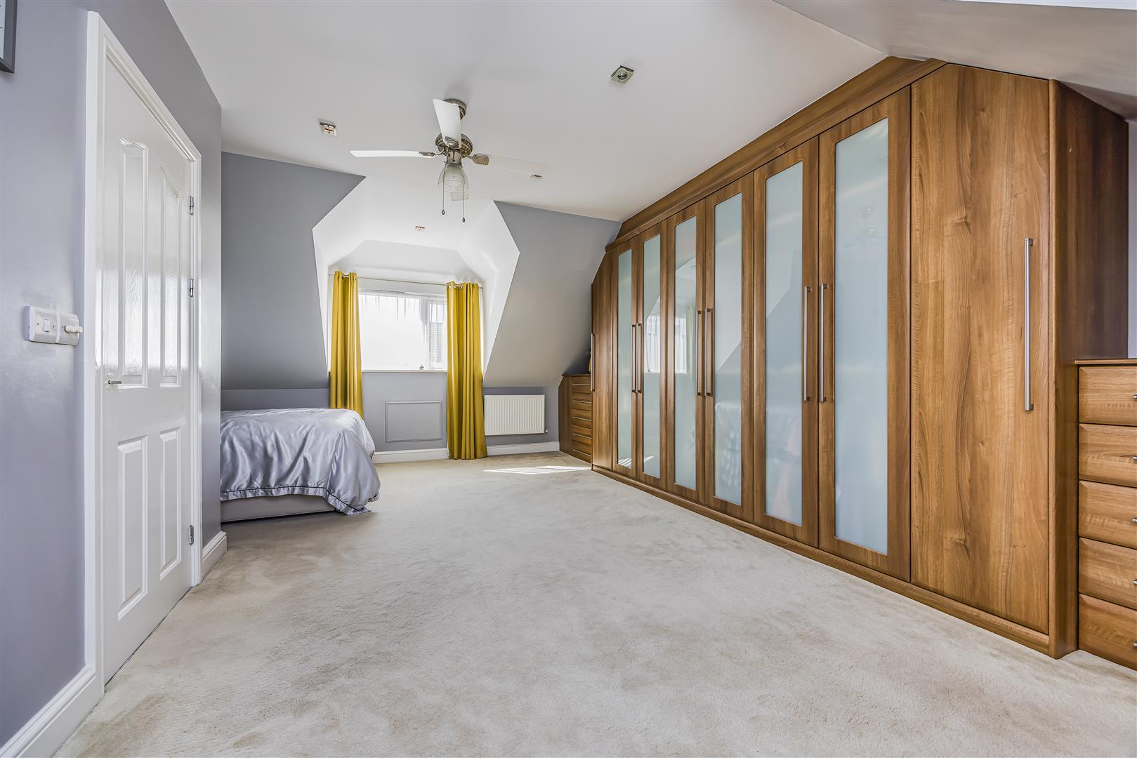 house - semi-detached for sale ilex walk