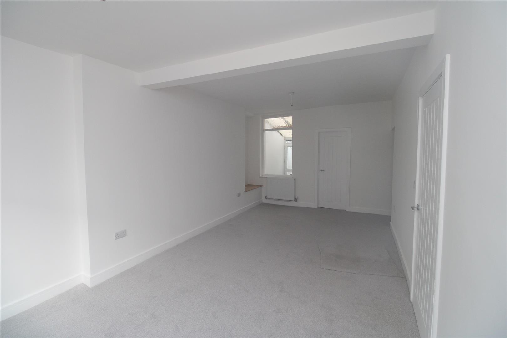 house for rent archer street