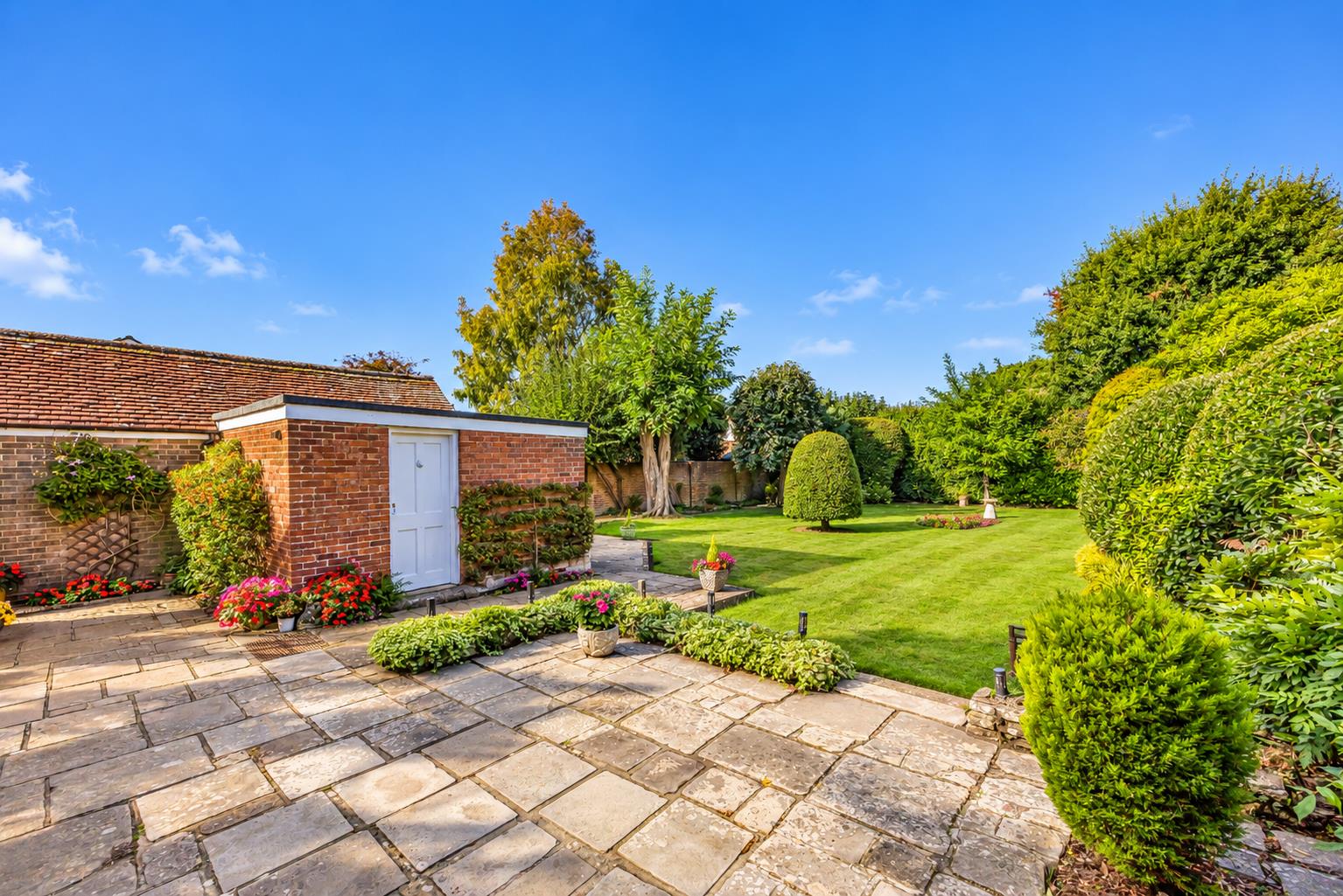 house - detached for sale new brighton road