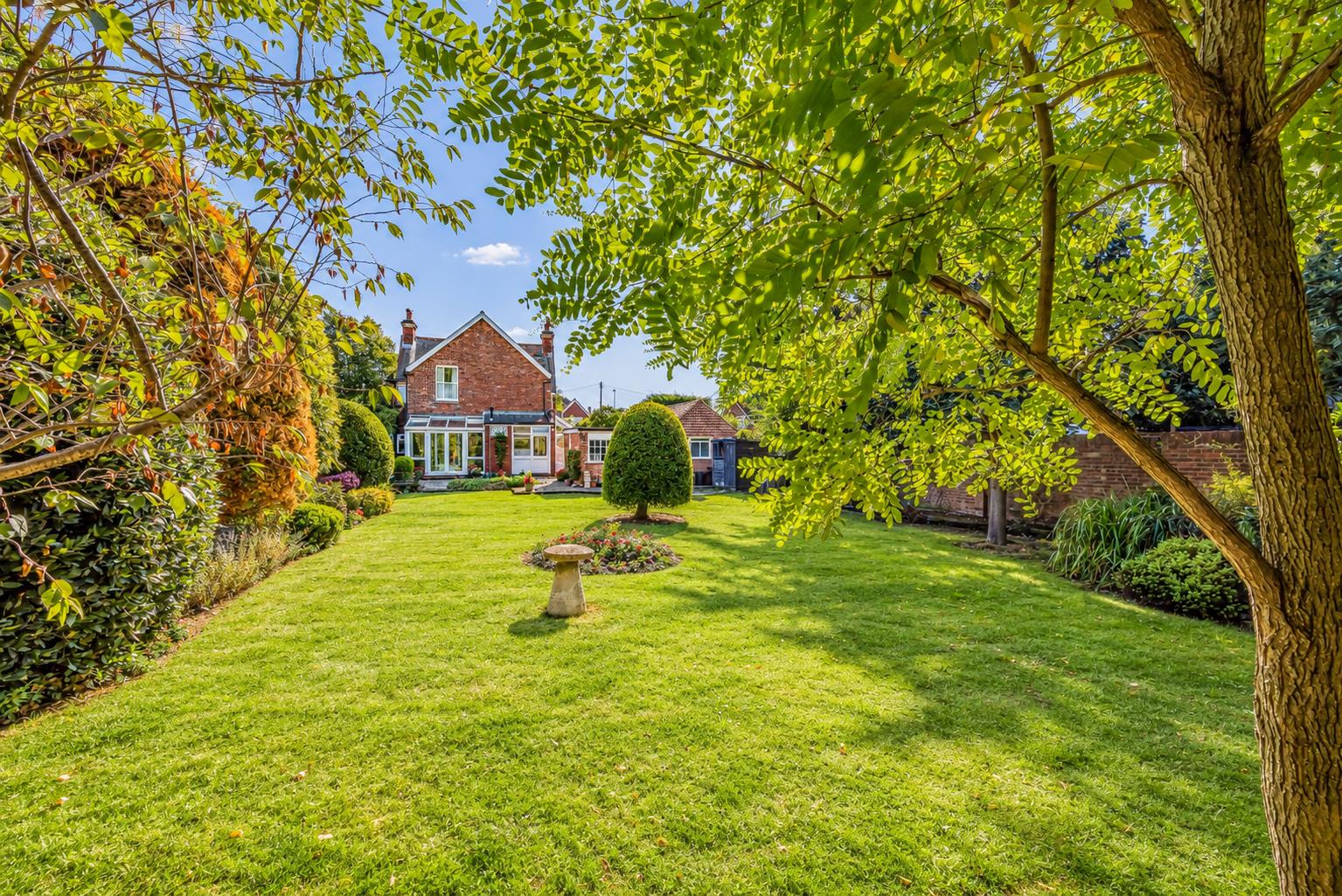 house - detached for sale new brighton road