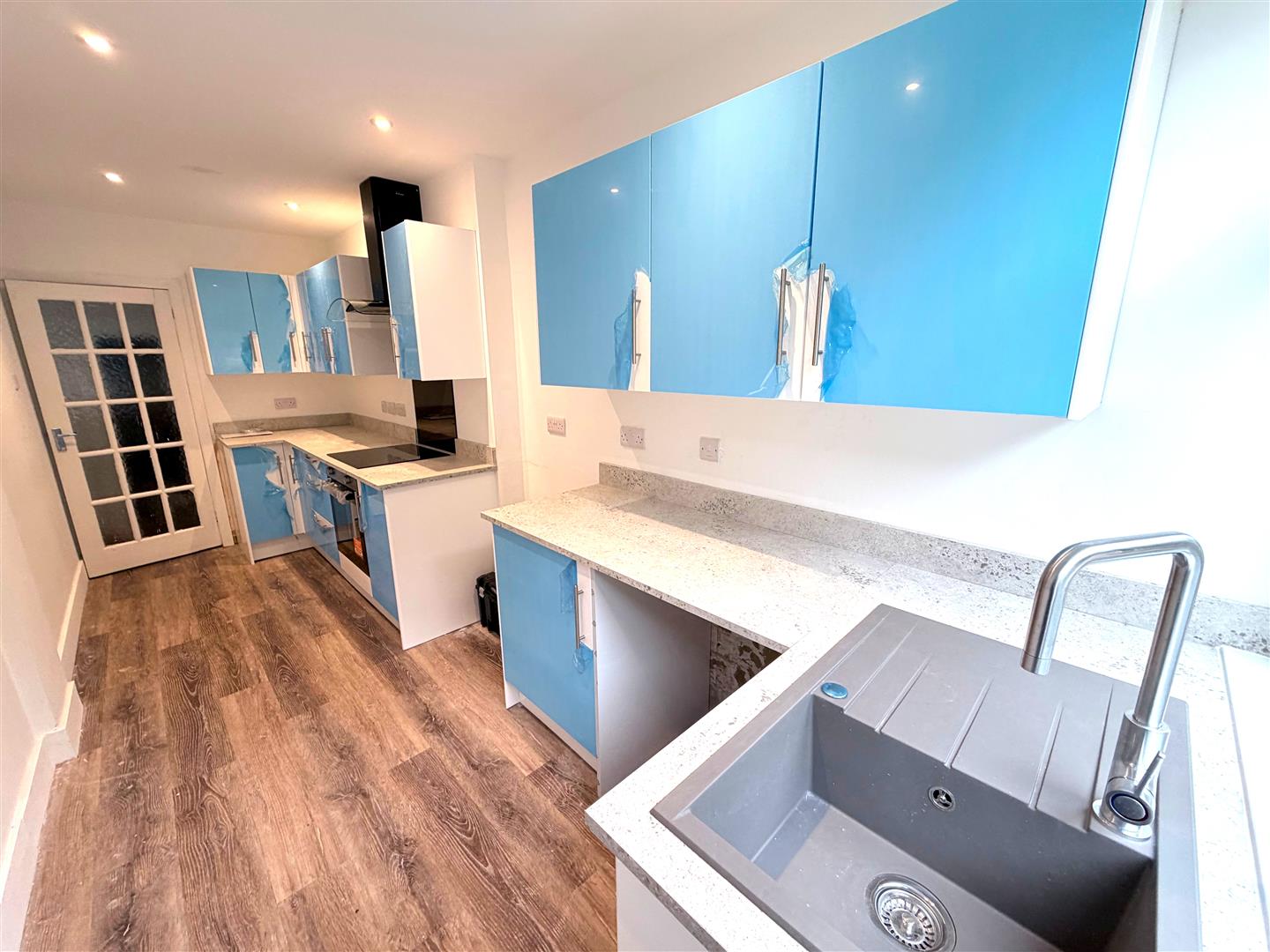 house for rent hayling avenue