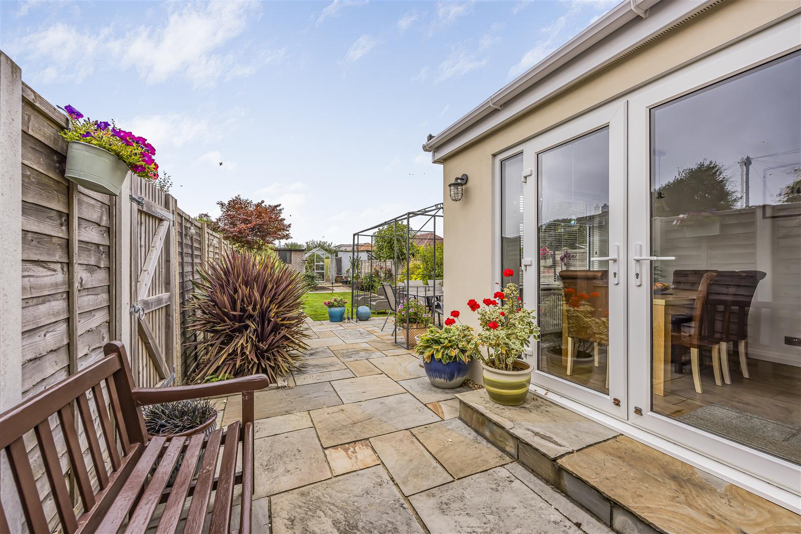house - end terrace for sale fairfield avenue