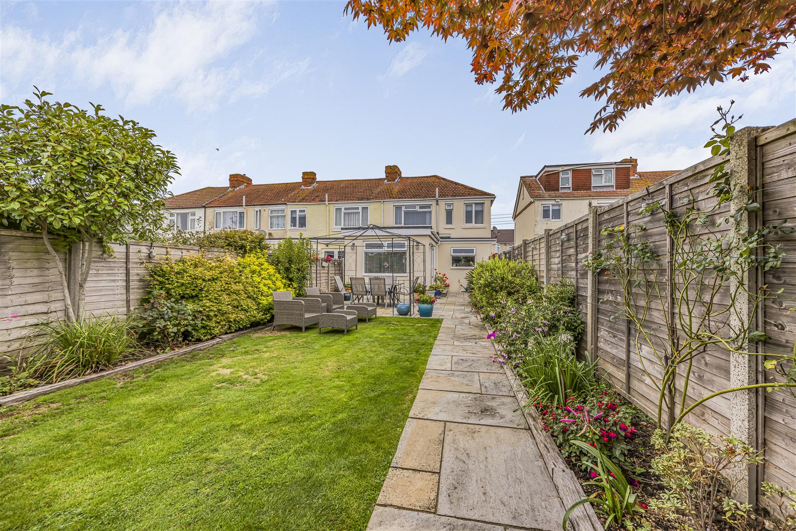 house - end terrace for sale fairfield avenue