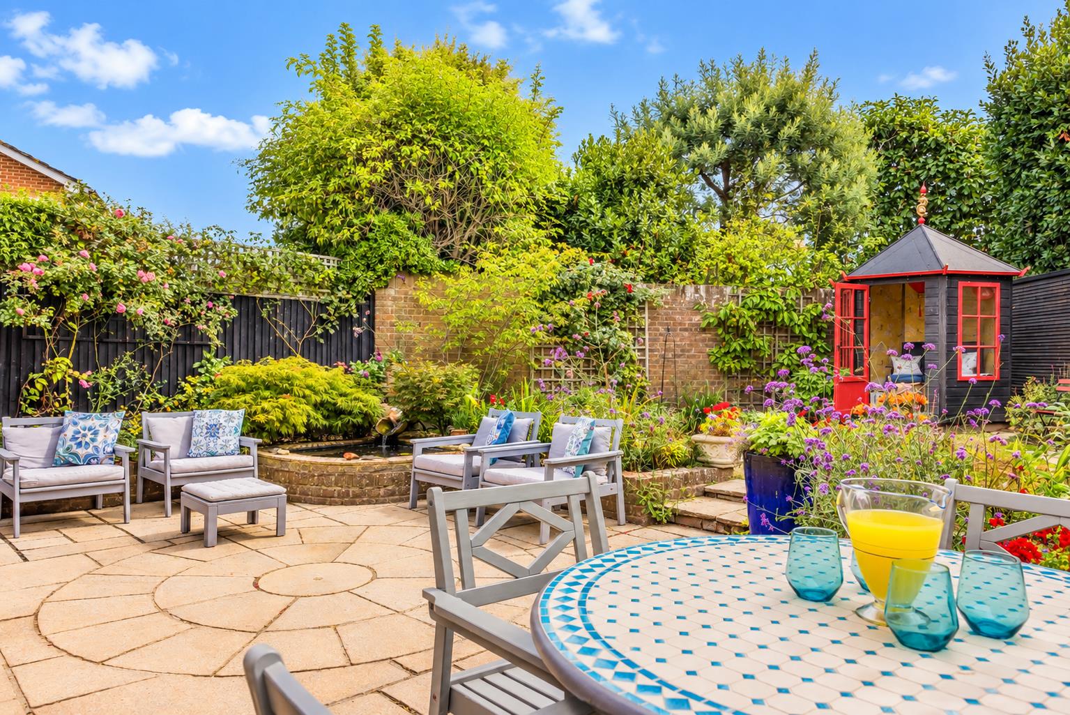 house - detached for sale christopher way