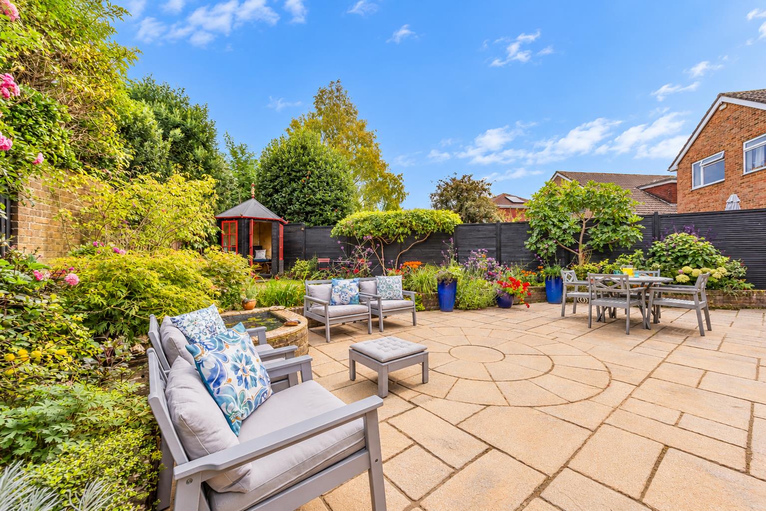 house - detached for sale christopher way