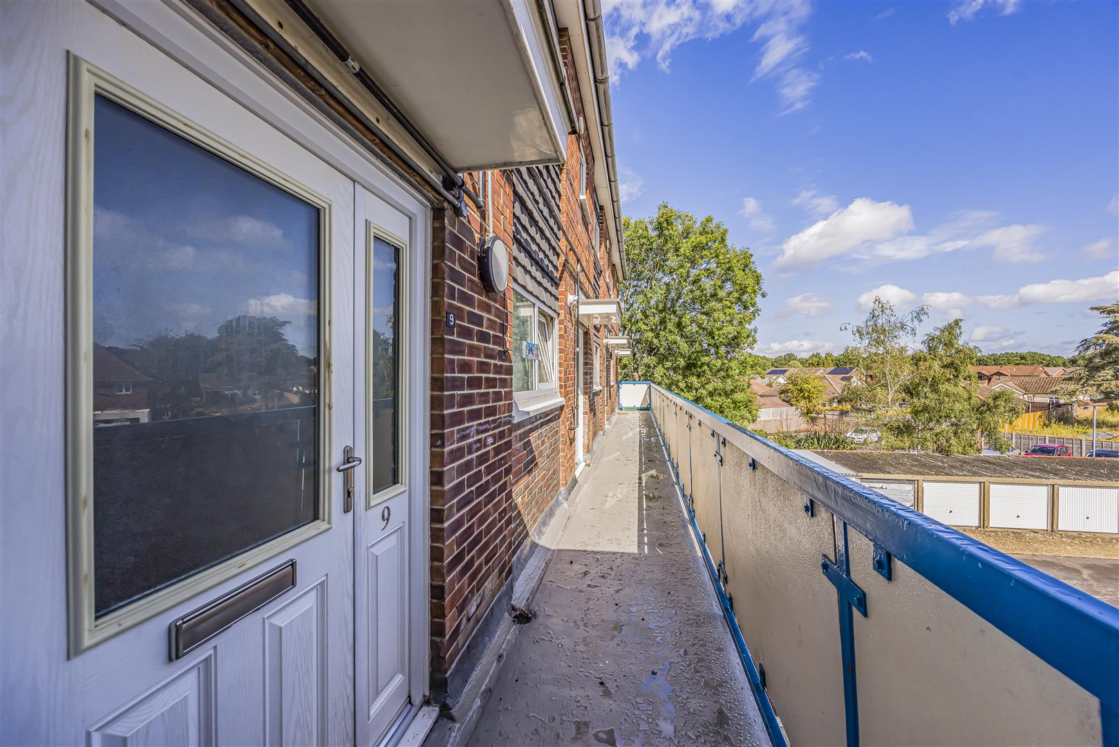 flat for sale nashe way