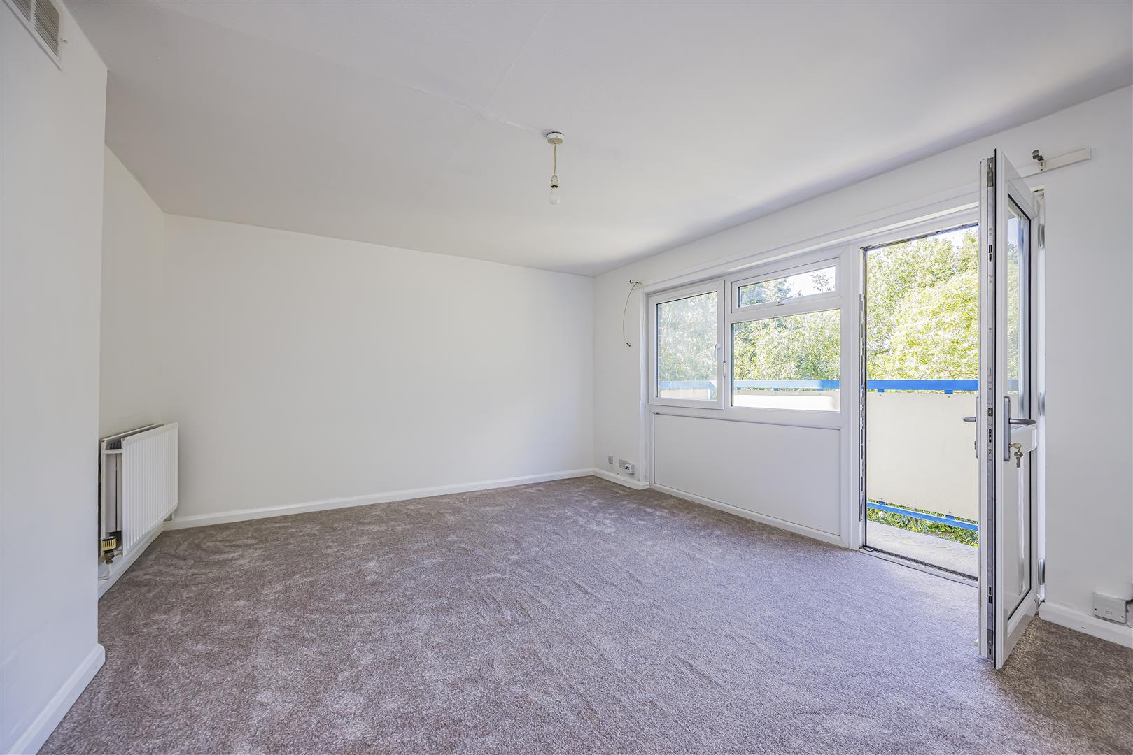 flat for sale nashe way