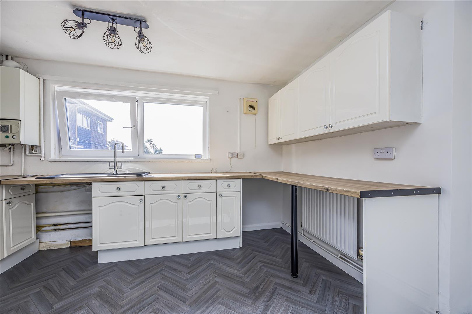 flat for sale nashe way
