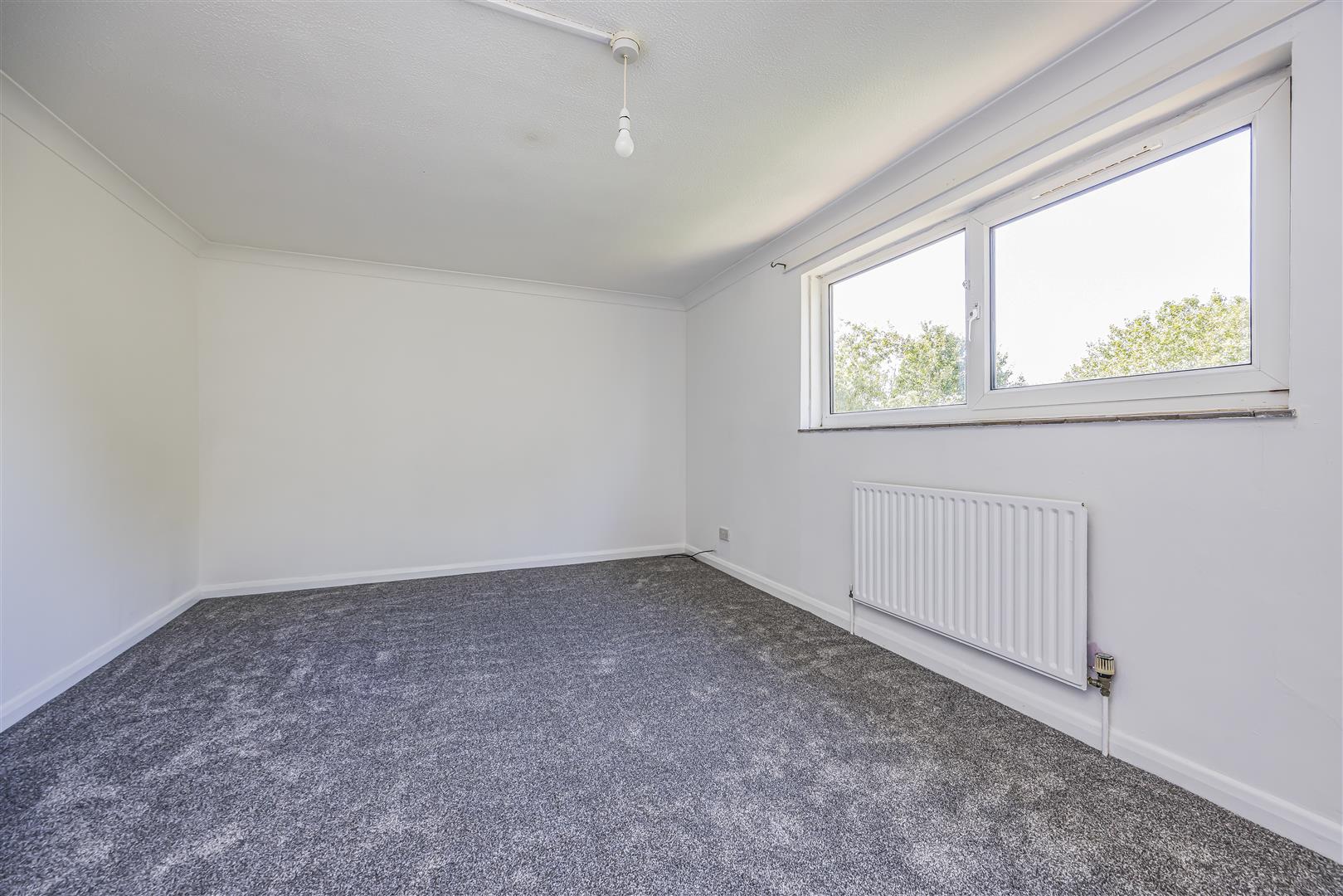 flat for sale nashe way