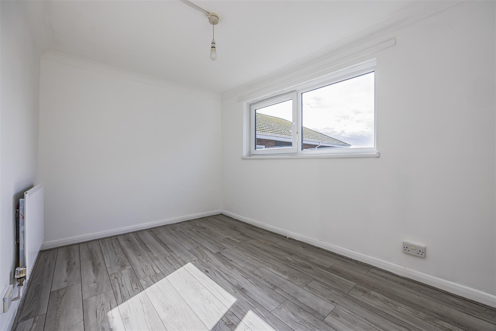 flat for sale nashe way