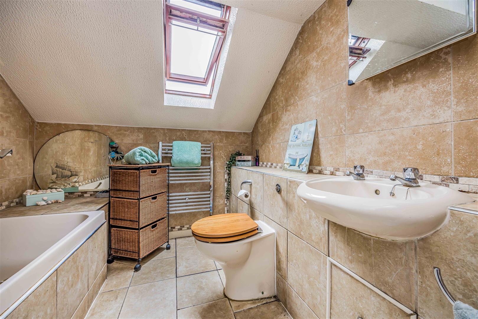 house - detached for sale alfrey close