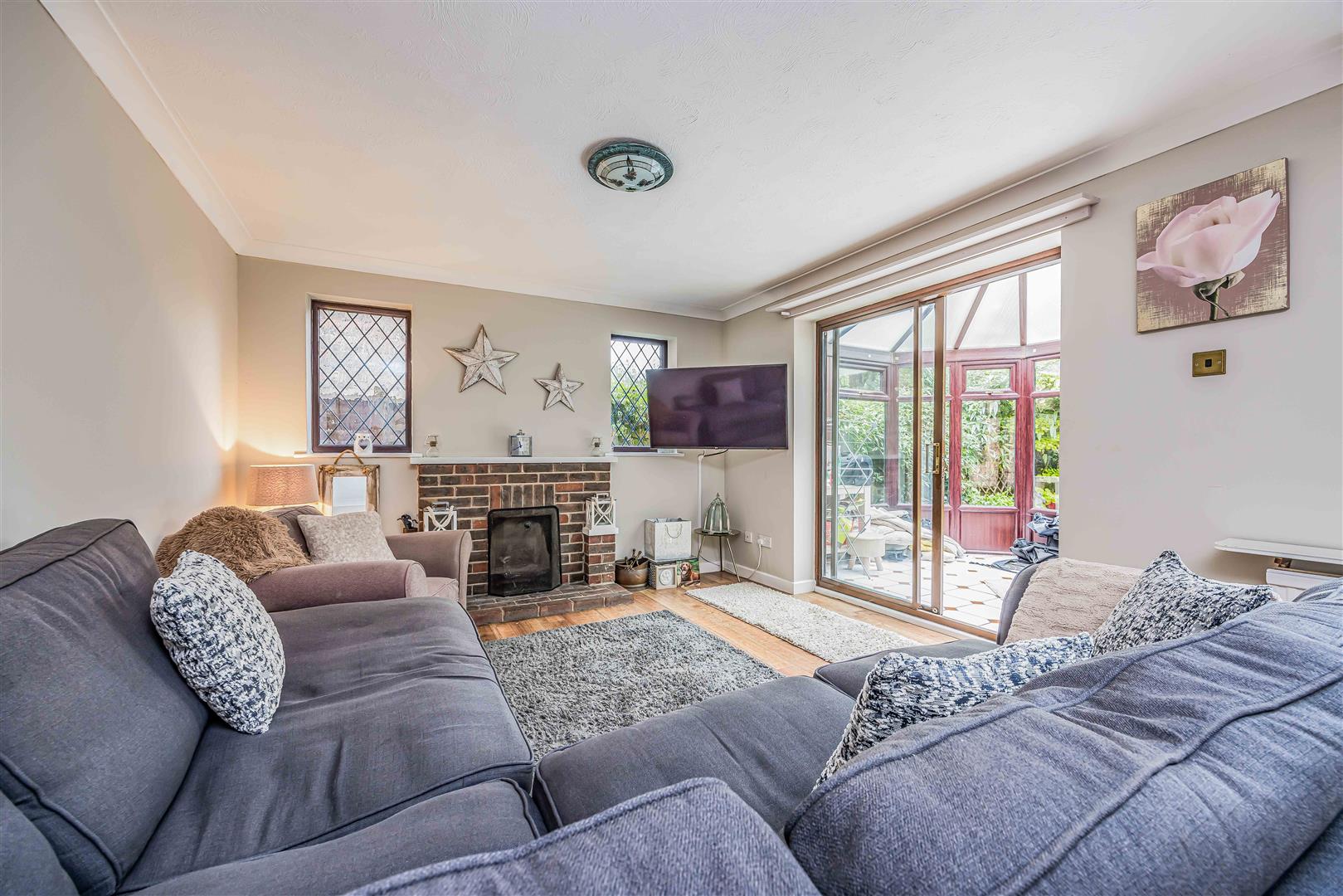 house - detached for sale alfrey close