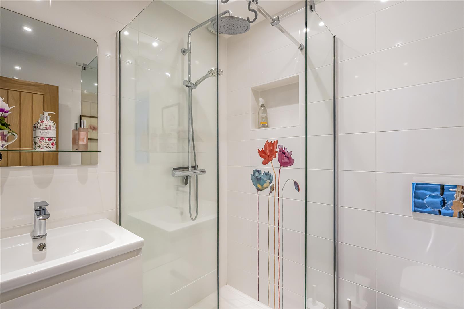house - detached for sale ivydene crescent