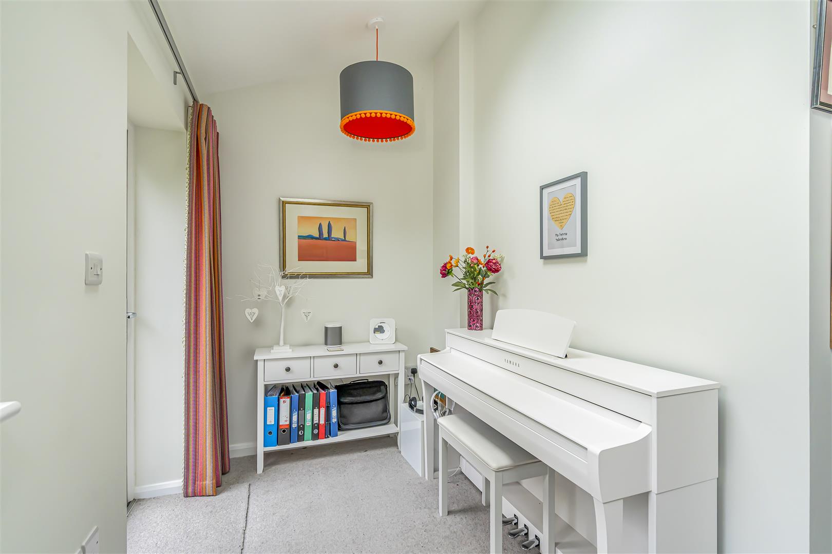 house - detached for sale ivydene crescent