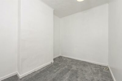 house - terraced for rent twyford avenue