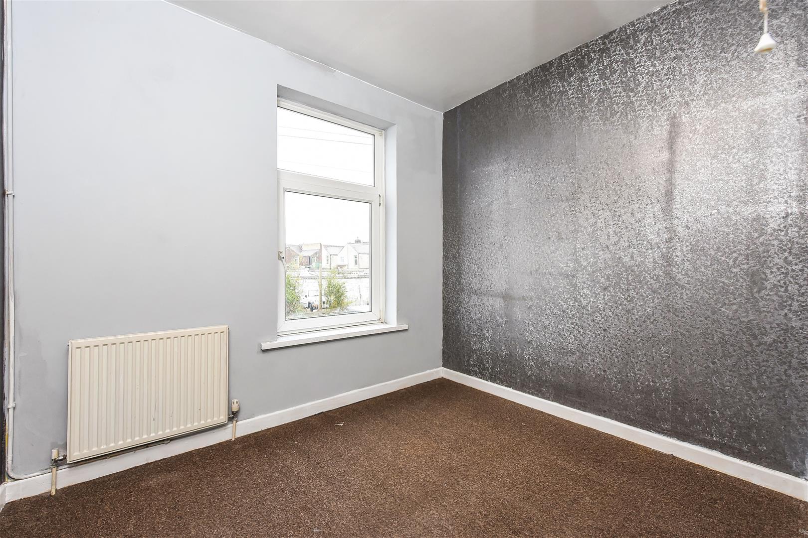 house - terraced for rent twyford avenue