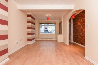 house - terraced for rent twyford avenue