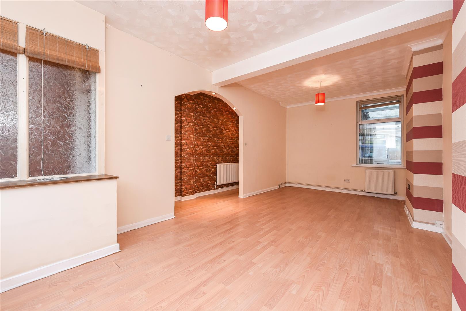 house - terraced for rent twyford avenue