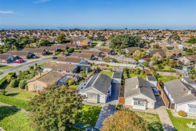 bungalow - detached for sale sunnymead drive