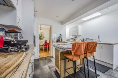 bungalow - detached for sale sunnymead drive