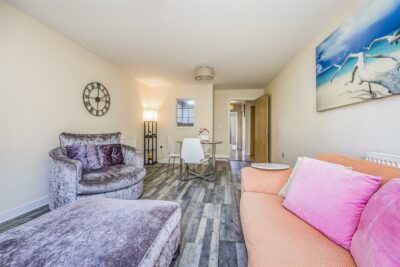 apartment for sale aylward street