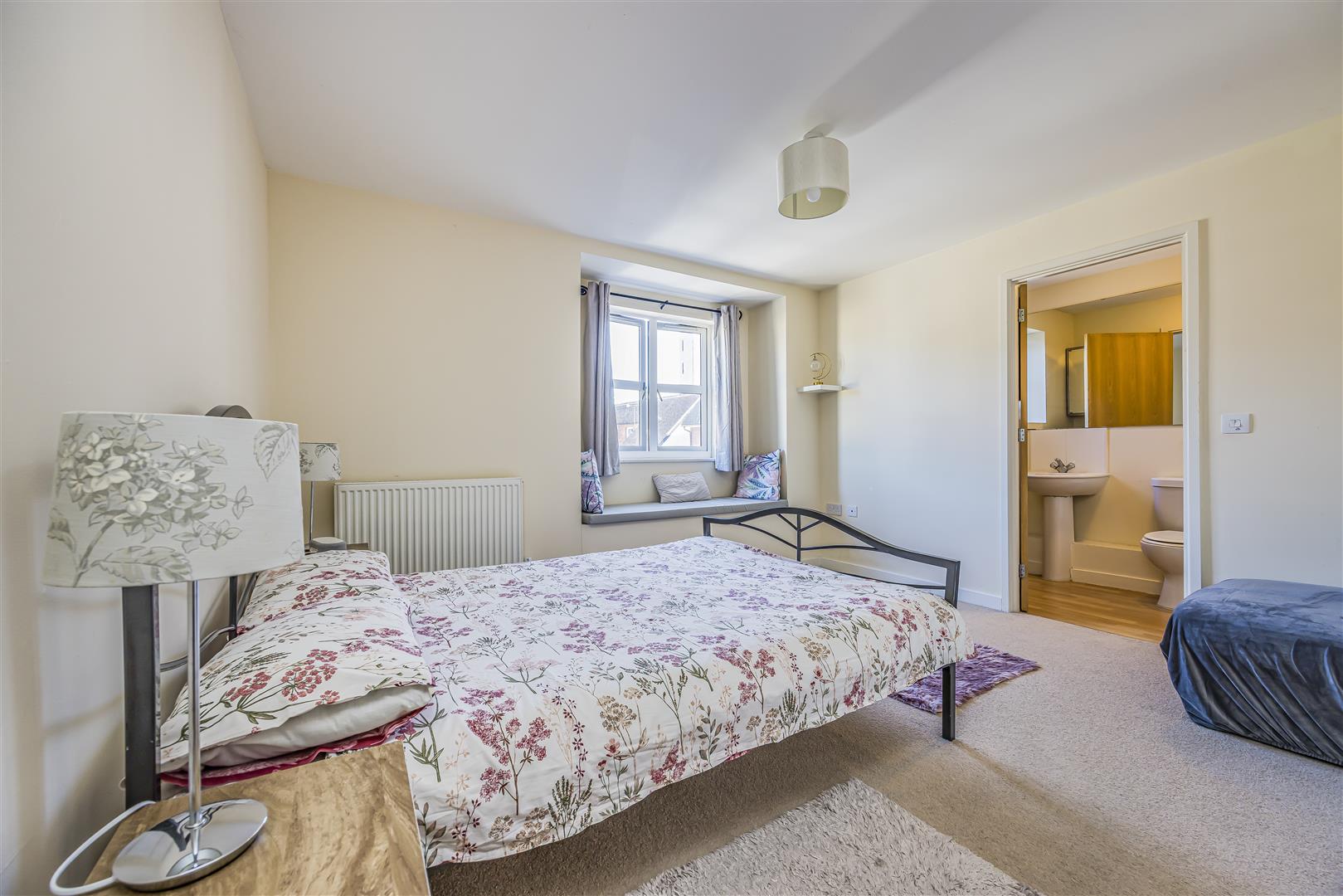 apartment for sale aylward street