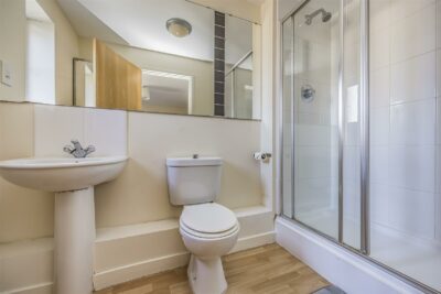 apartment for sale aylward street