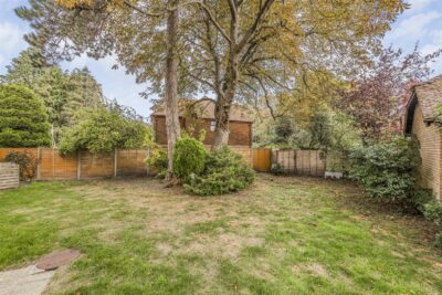 house - detached for sale highlands road