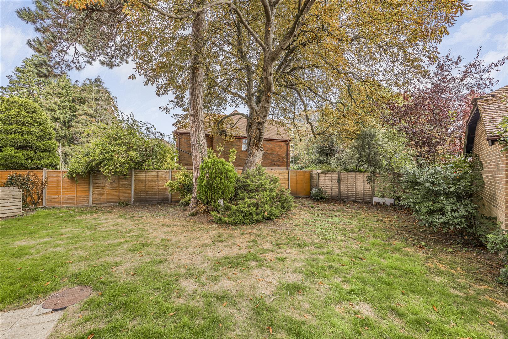 house - detached for sale highlands road